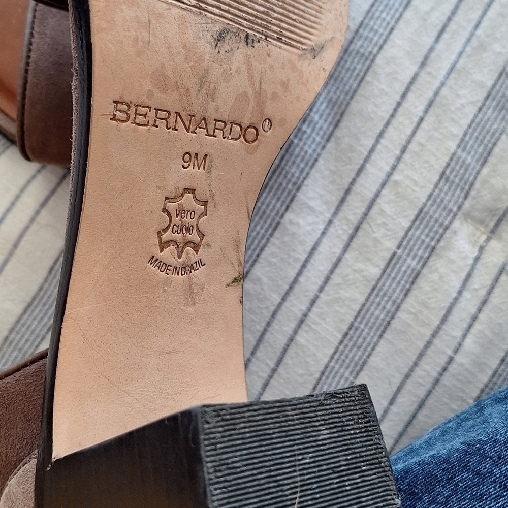 Bernardo Taupe Suede Block Heel Sandals Size 9 - Picture 6 of 10